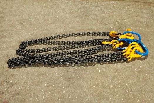 Marwood Group - Lifting Chains 1.jpeg